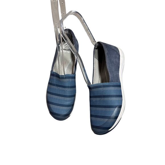 Dansko Women’s Harriet Blue Stripe Suede Canvas Slip On Shoe Sneaker Sz 38(US 7) - Picture 4 of 10